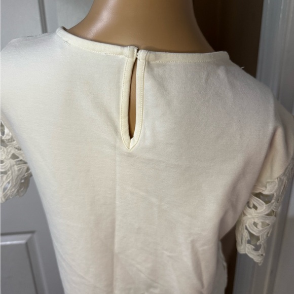 Zara White Sheath Lace Midi Dress with Flutter Sleeves sz small - Picture 6 of 9